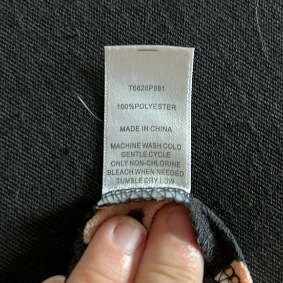 Lemon Tart - Blakemore Split Neck Top - Picture 4 of 4